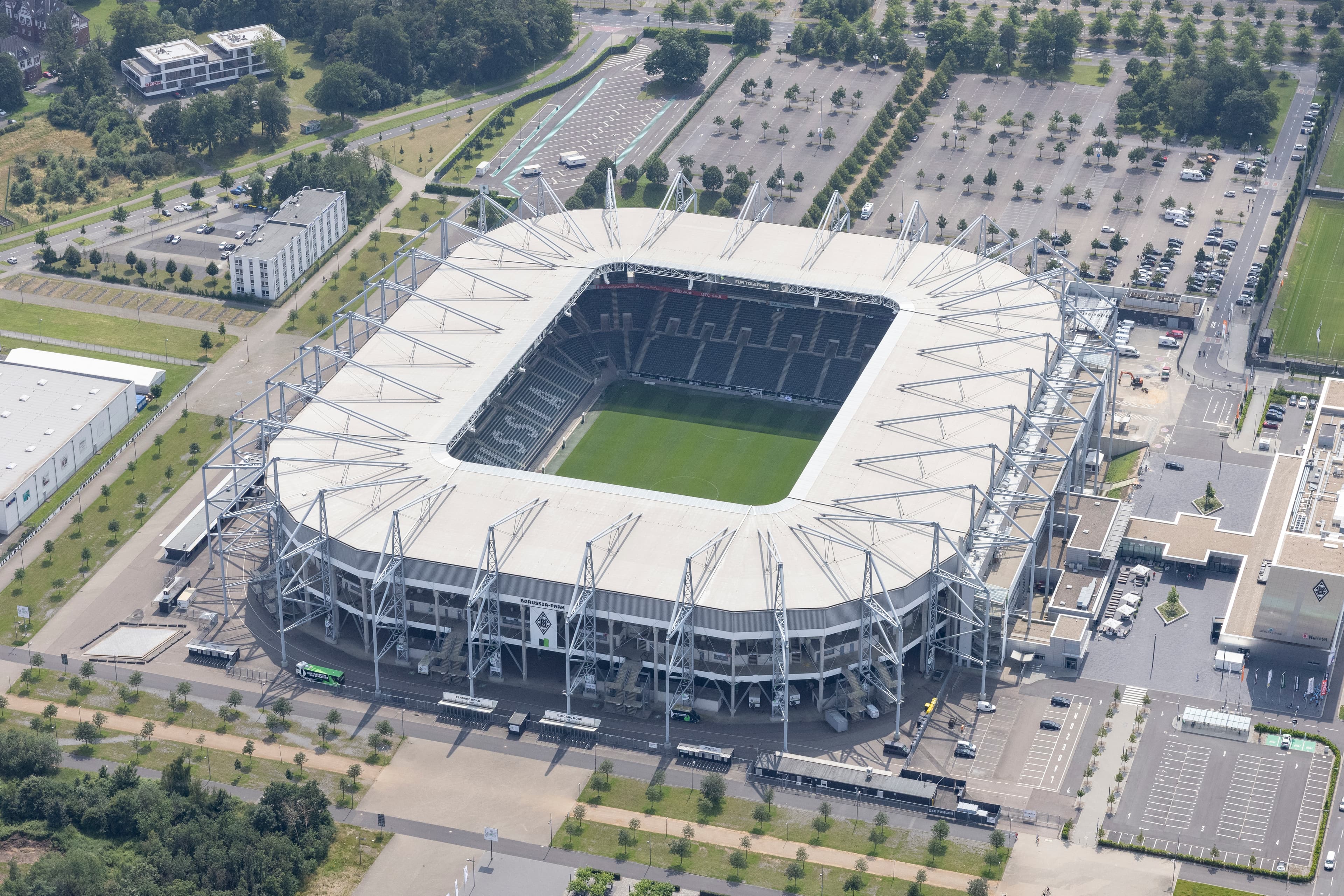 Polanski the first managerial victim of Bundesliga season as Gladbach fail again | Andy Brassell